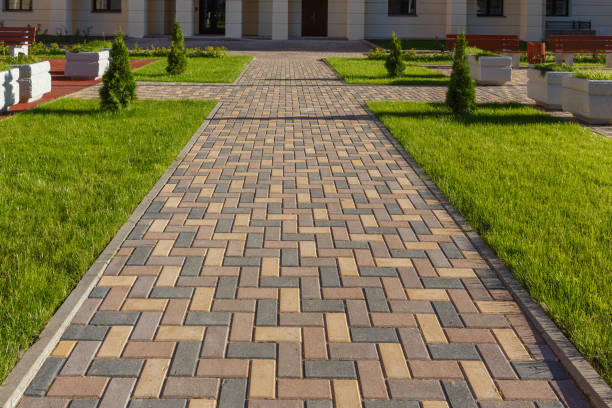 Best Driveway Paving Contractor  in Strongsville, OH